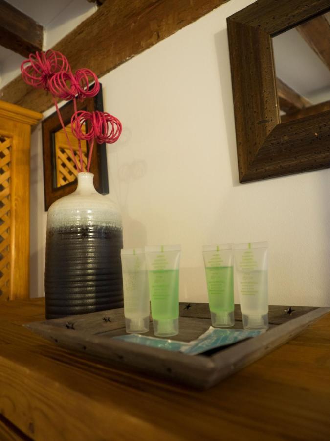 La Casita De La Moneda Apartment เกว็งกา ภายนอก รูปภาพ