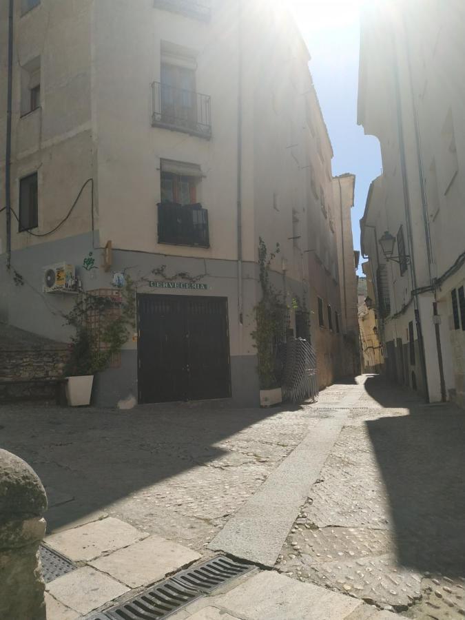 La Casita De La Moneda Apartment เกว็งกา ภายนอก รูปภาพ