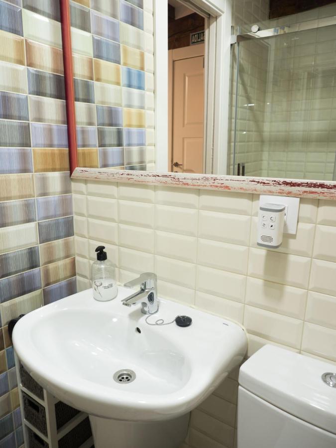 La Casita De La Moneda Apartment เกว็งกา ภายนอก รูปภาพ